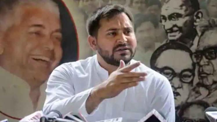 RJD नेता तेजस्वी यादव (फोटो- PTI)