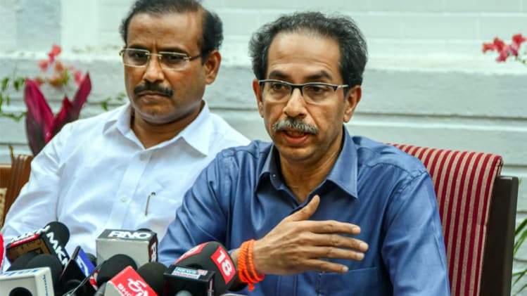 महाराष्ट्र के मुख्यमंत्री उद्धव ठाकरे (फाइल फोटोः पीटीआई)