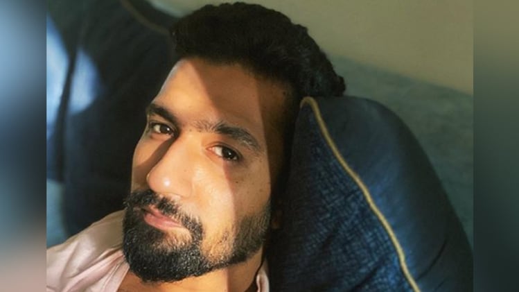 विक्की कौशल सोर्स इंस्टाग्राम