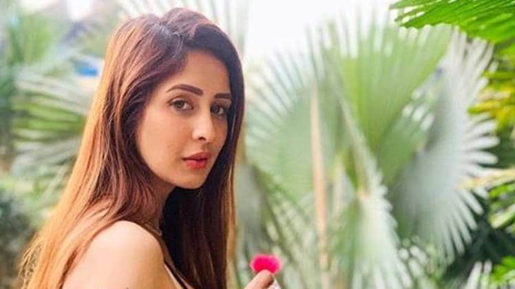 चाहत खन्ना