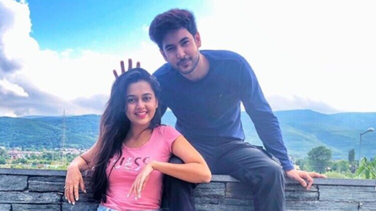 तेजस्वी प्रकाश और शिविन नारंग