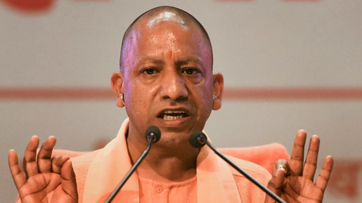 आंकड़ों में हेराफेरी से नाराज हैं मुख्यमंत्री योगी आदित्यनाथ (फाइल-पीटीआई)