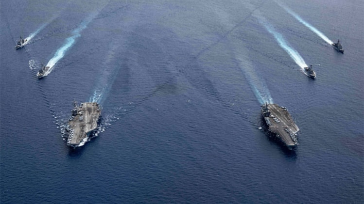 बीते दिनों अमेरिकी नौसेना ने भी दिखाया था दम (PTI)