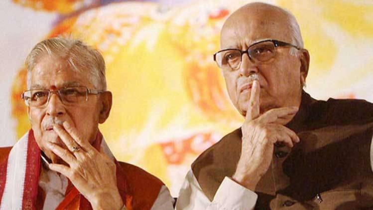 मुरली मनोहर जोशी और लालकृष्ण आडवाणी (फाइल फोटो)