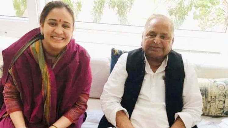 मुलायम सिंह यादव की बहू और एसपी नेता अपर्णा यादव (फोटो-फेसबुक)