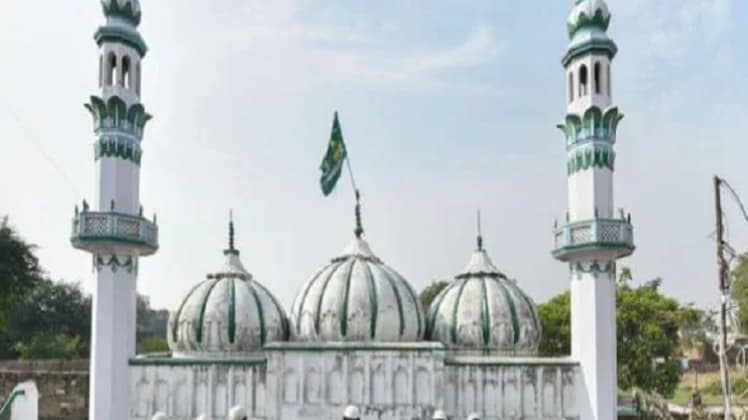 अयोध्या की तेरही बाजार मस्जिद (PTI)