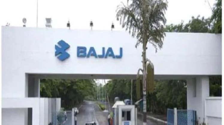 बजाज ऑटो के प्लांट कोरोना के बढ़ते मामले 