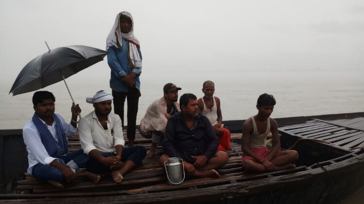 कोसी में जलस्तर बढ़ने से बिहार के कई इलाके डूबे (फोटो-आजतक)