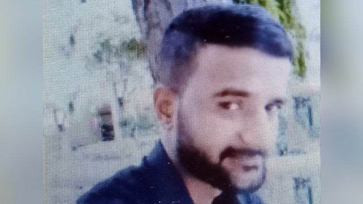 कृष्णानगर में युवक की हत्या (फोटो- तनसीम हैदर)