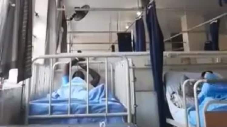 सोशल मीडिया यूजर्स