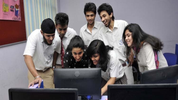 CBSE Board Class 10th Results Live Updates, cbse.nic.in and results.nic.in