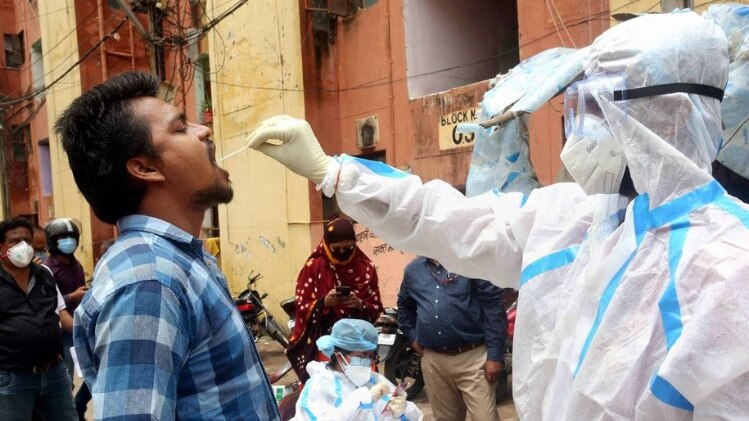 दुनिया में कोरोना वायरस का आंकड़ा बढ़ रहा है (फोटो-पीटीआई)