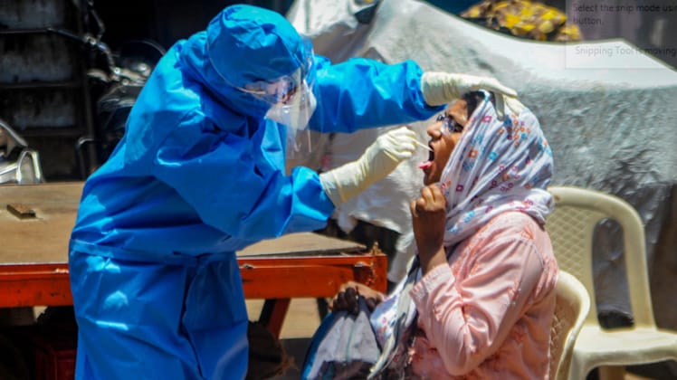 भारत में लगातार बढ़ रहे कोरोना के मामले (PTI)