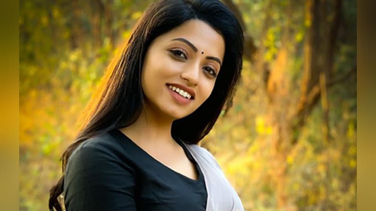 नव्या स्वामी