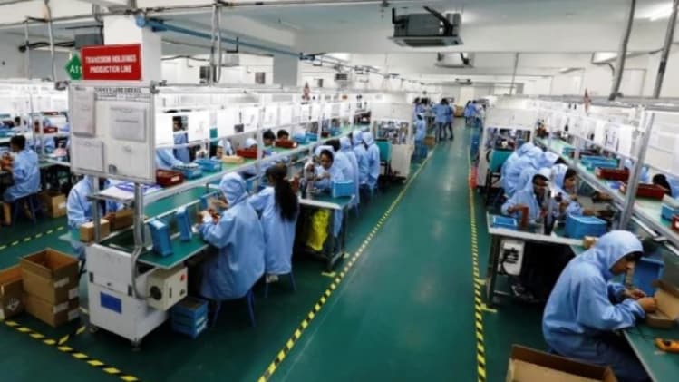 कई राज्यों ने लाए हैं काम के घंटे बढ़ाने जैसे बदलाव वाले वाले अध्यादेश 