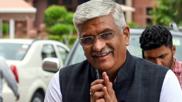 केंद्रीय मंत्री गजेंद्र सिंह शेखावत (फाइल फोटोः पीटीआई)