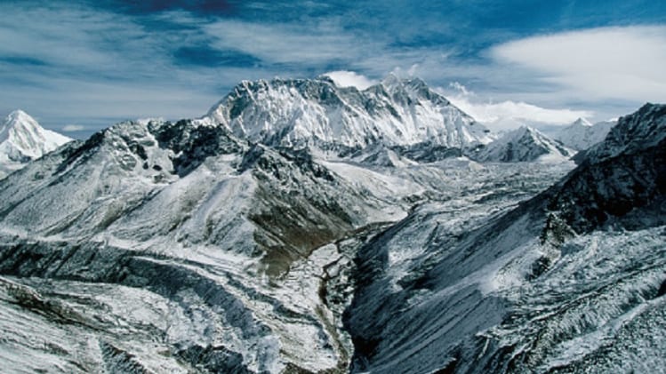 हिमालय के पर्वत काफी संवेदनशील हैं