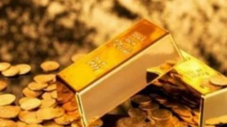 सोना नई ऊंचाई पर 