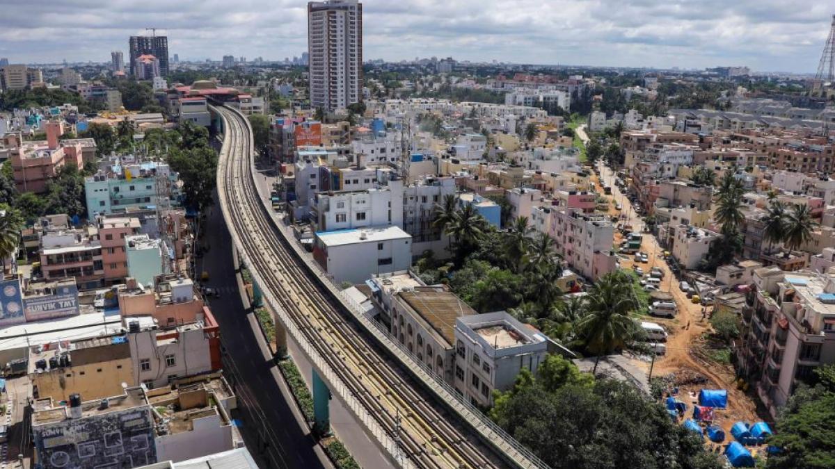 लॉकडाउन के दौरान बेंगलुरु में पसरा सन्नाटा (फोटो-पीटीआई)