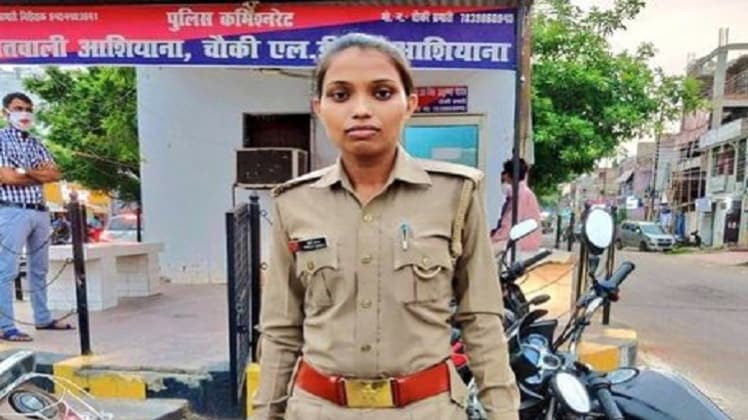 महिला कांस्टेबल प्रीति सरोज (फोटो-ट्विटर)