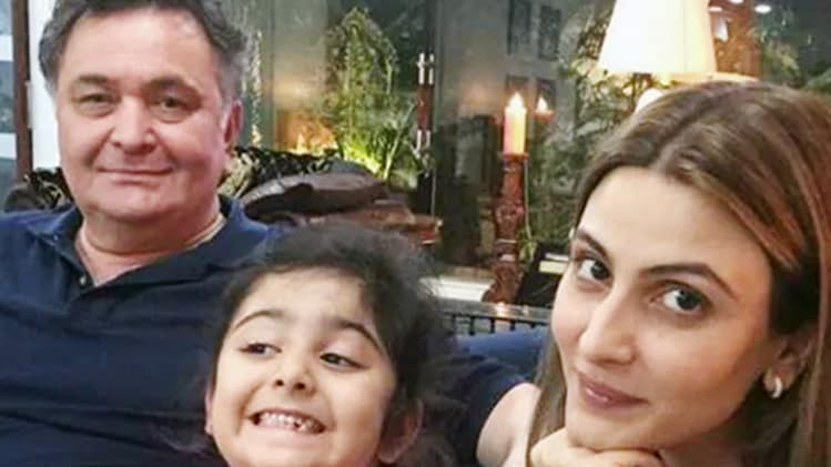 ऋषि कपूर, समारा और रिद्धिमा कपूर 