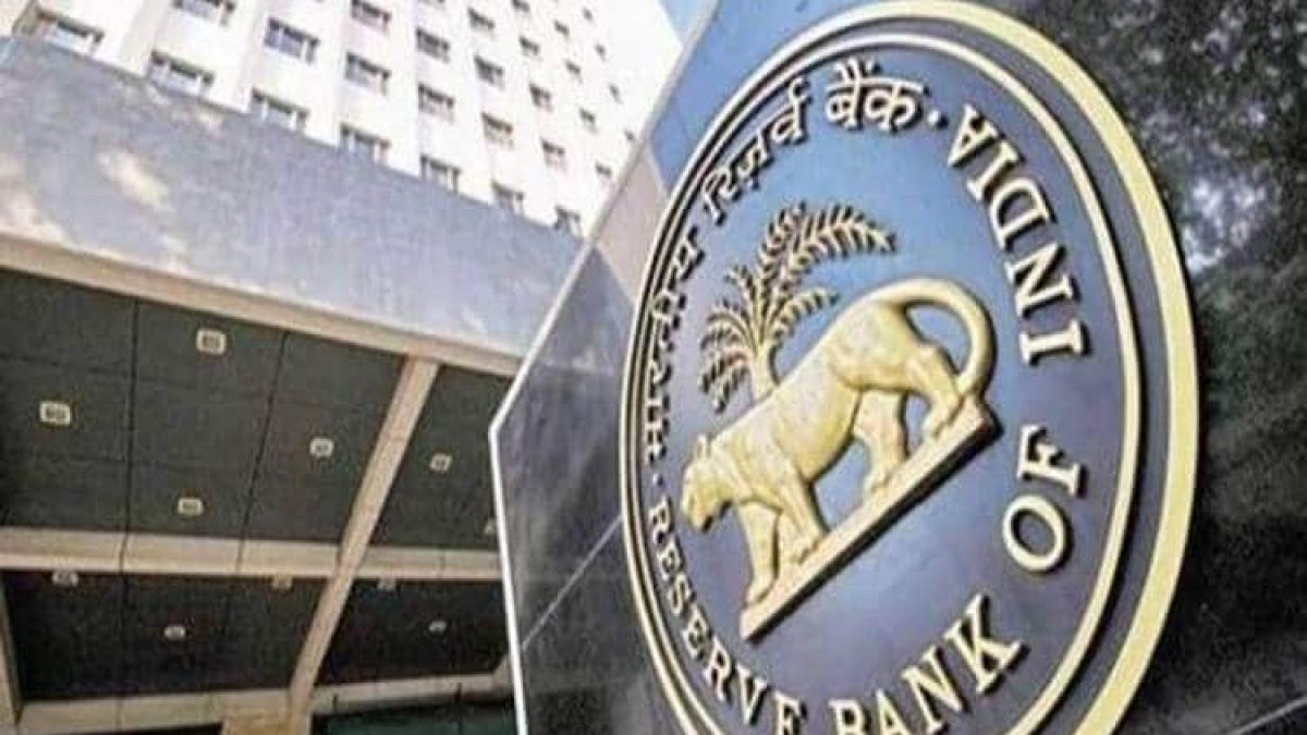 मुद्रा अदला-बदली सुविधा के लिए जरूरी दस्तावेजों पर हस्ताक्षर 