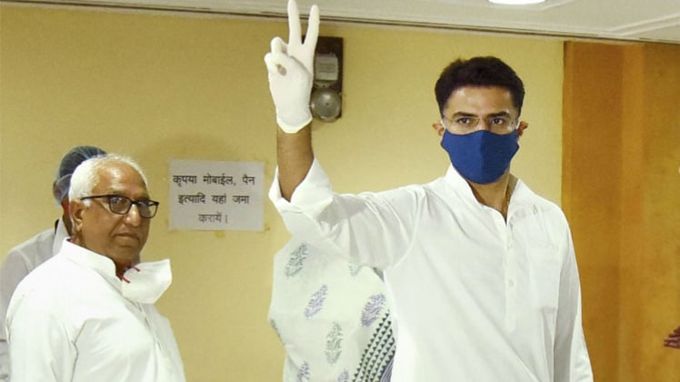 सचिन पायलट पर टिकी निगाहें