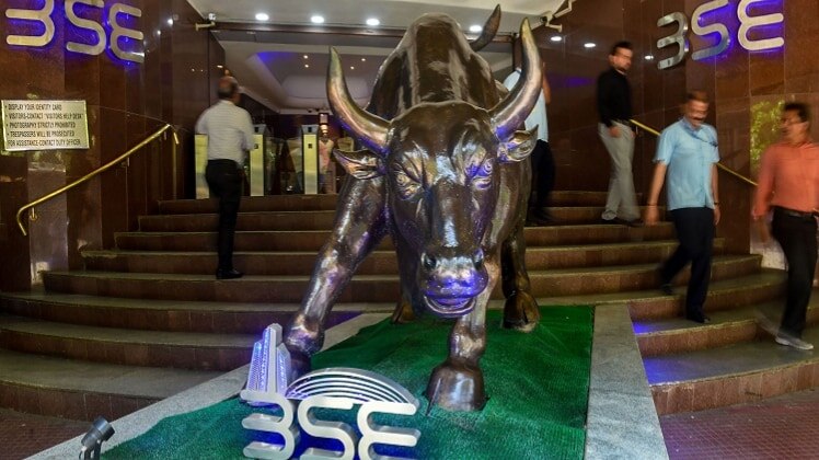 SBI के शेयर में करीब 3.72 फीसदी तक की तेजी 