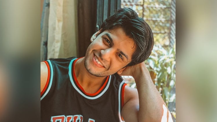 कृष पाठक