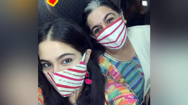 सारा अली खान-अमृता सिंह