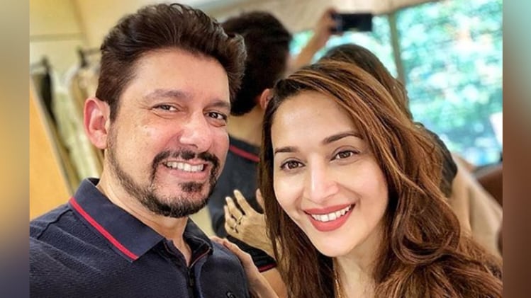 माधुरी दीक्षित और राम नेने सोर्स इंस्टाग्राम 