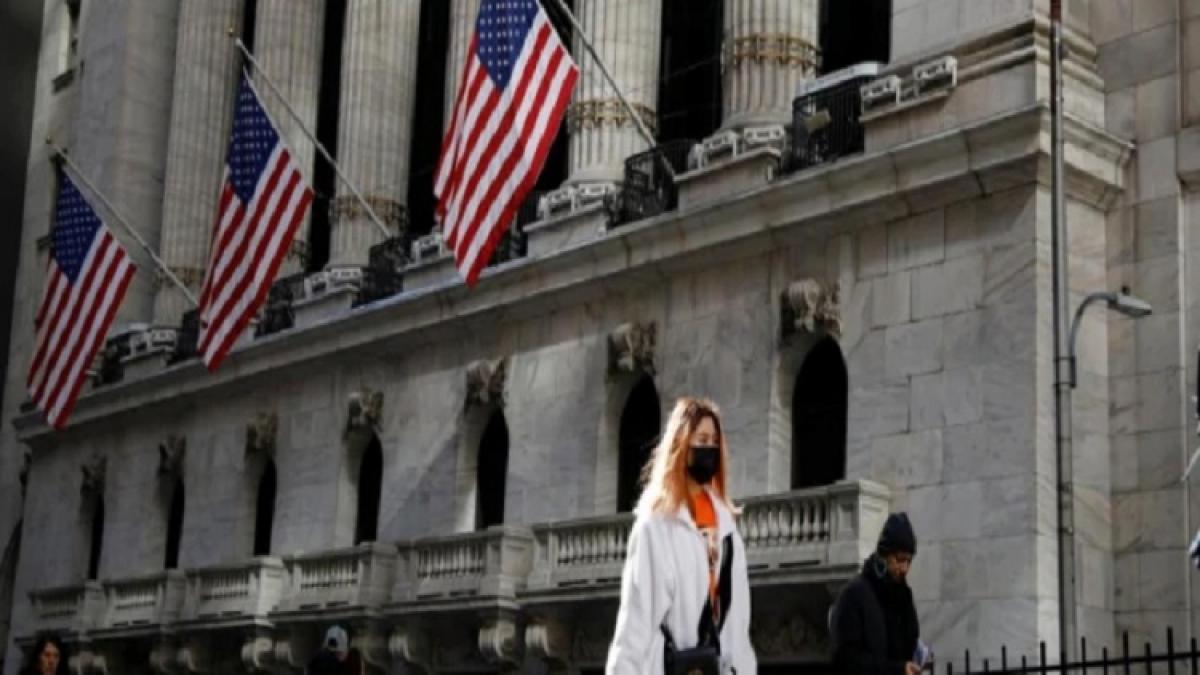 लगातार दूसरे महीने बेहतर प्रदर्शन 