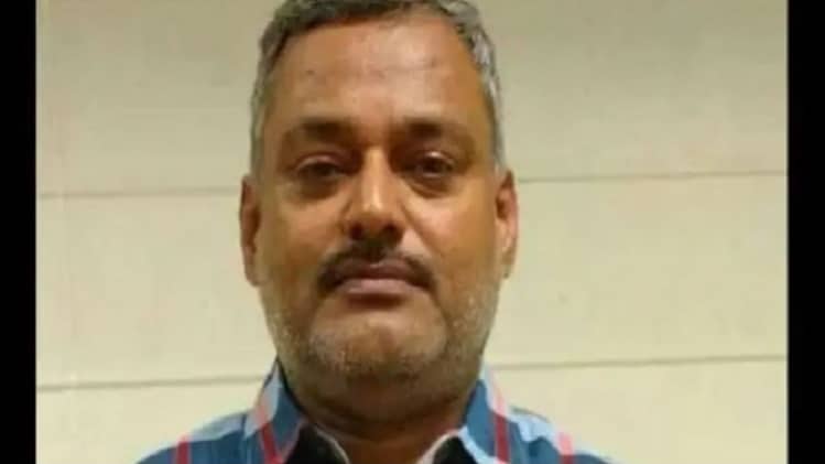 कौन है विकास दुबे?