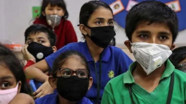 सोशल मीडिया यूजर्स