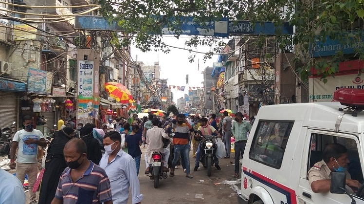 सदर में खुल रहे साप्ताहिक बाजार (फोटो- सुशांत मेहरा)