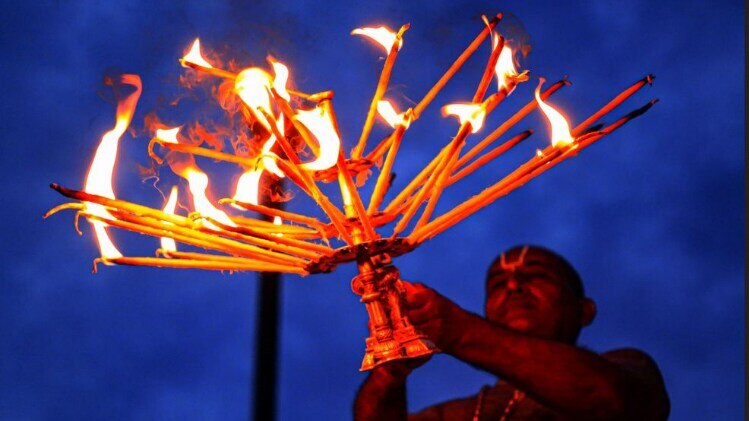 रामजन्मभूमि में विराजमान रामलला की आरती भक्त अपने नाम से करा सकेंगे