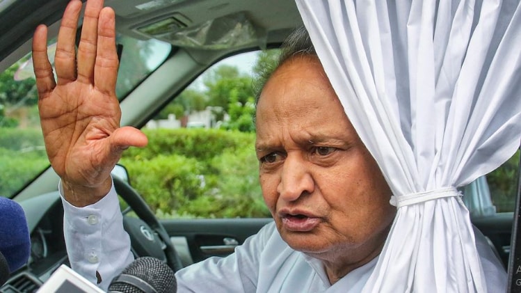 राजस्थान के मुख्यमंत्री अशोक गहलोत (फोटो-पीटीआई)