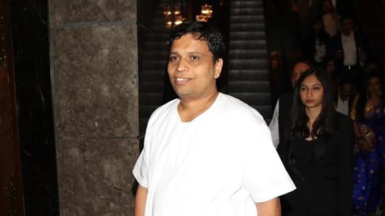 आचार्य बालकृष्ण ने दिया एमडी पद से इस्तीफा 