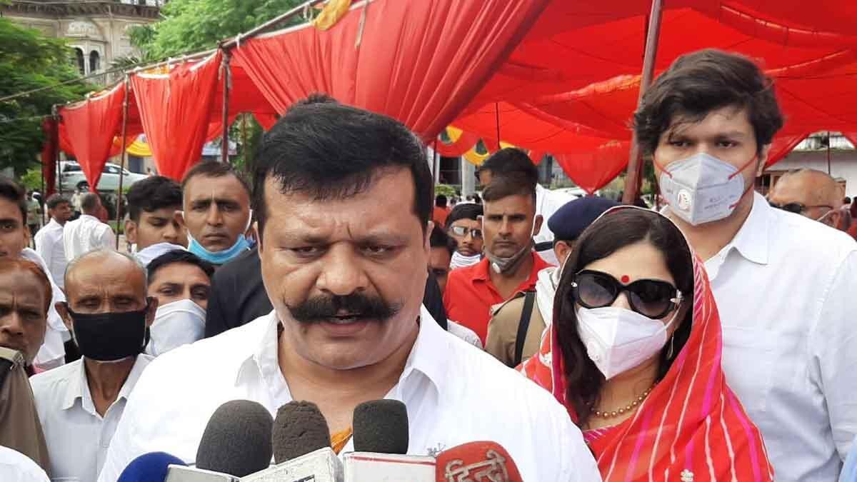 बीजेपी विधायक कुंवर प्रणव सिंह चैम्पियन