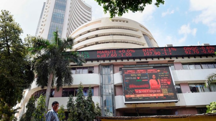 शेयर बाजार सपाट - फाइल फोटो (PTI)