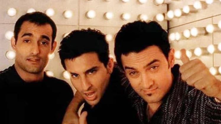 दिल चाहता है (अक्षय खन्न, सैफ अली खान, आमिर खान)