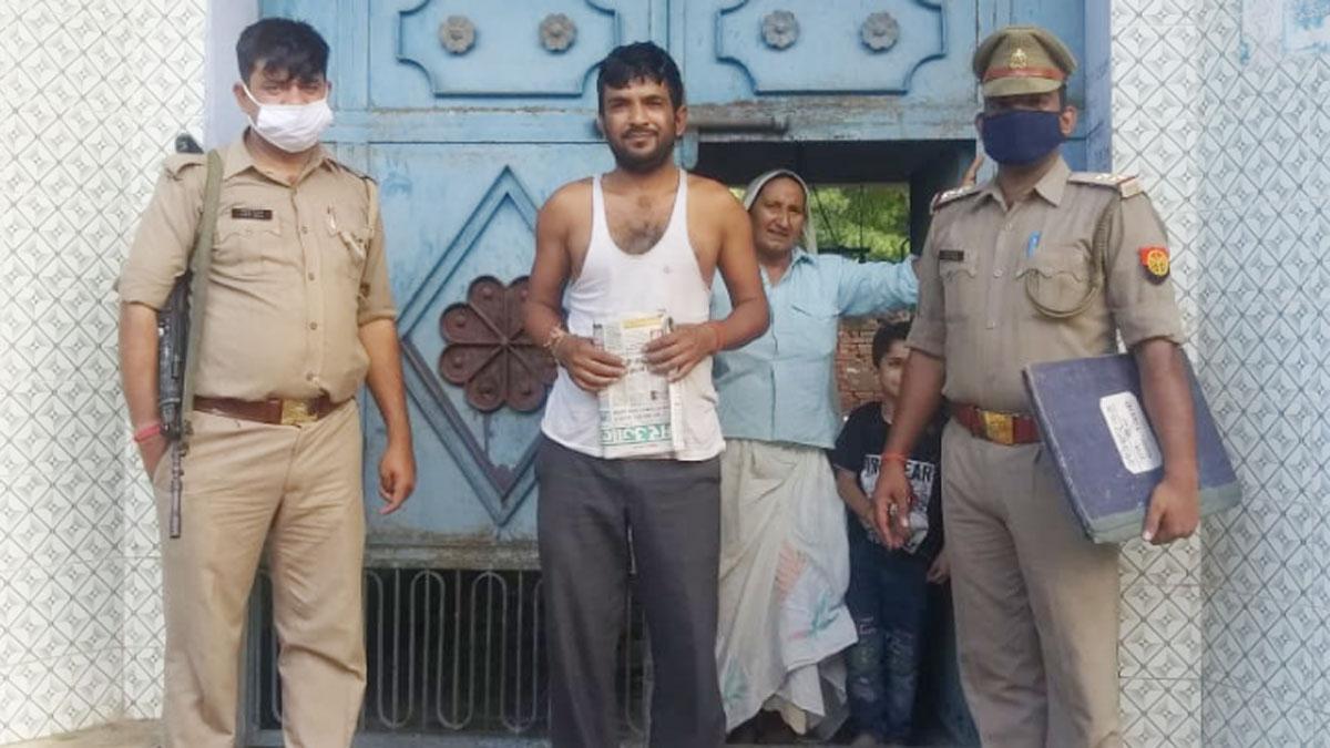 गाजियाबाद पुलिस का ऑपरेशन दस्तक शुरू (Photo Aajtak)