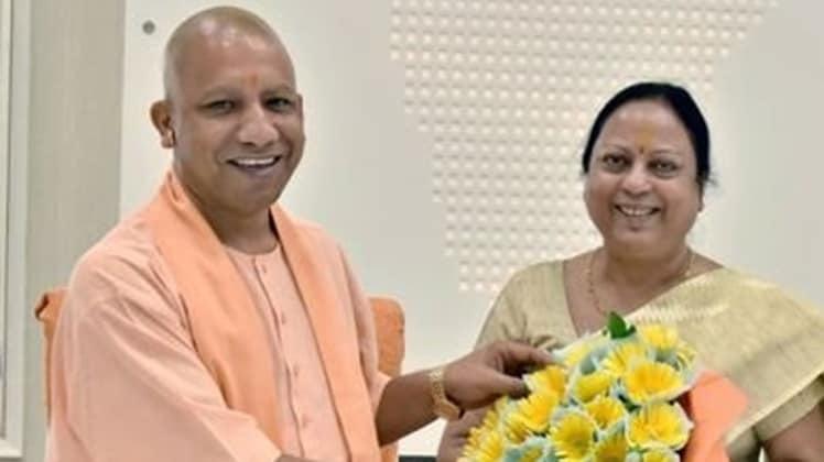 कमल रानी वरुण की रविवार को कोरोना से मौत (फाइल फोटो)