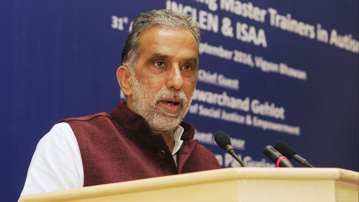 केंद्रीय मंत्री कृष्णपाल गुर्जर (फाइल फोटो)