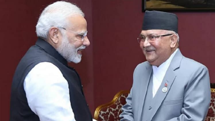 प्रधानमंत्री नरेंद्र मोदी और नेपाल के प्रधानमंत्री केपी शर्मा ओली (फाइल फोटो)