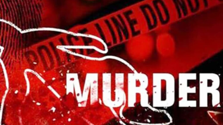 यूपी: गांव में डबल मर्डर से सनसनी, चुनावी रंजिश में बाप-बेटे की गोली मारकर हत्या - murder election village son father history sheeter police tstc - AajTak
