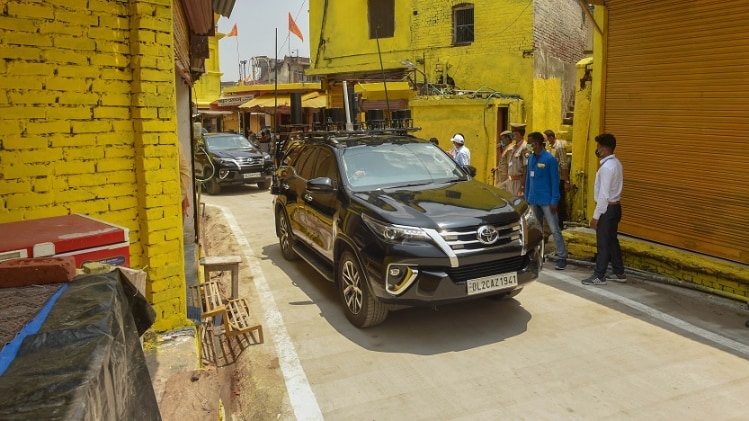 अयोध्या में बढ़ा दी गई है सुरक्षा (PTI)