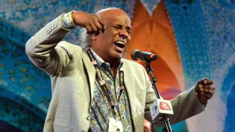 Rahat Indori dies of cardiac arrest in Indore