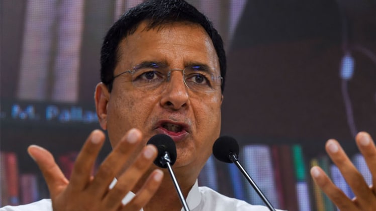 कांग्रेस नेता रणदीप सिंह सुरजेवाला (File-PTI)