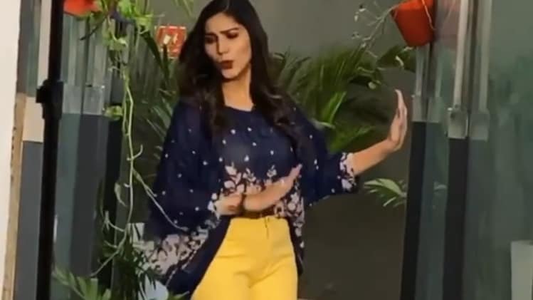 Sapna Choudhary Dance, सपना चौधरी